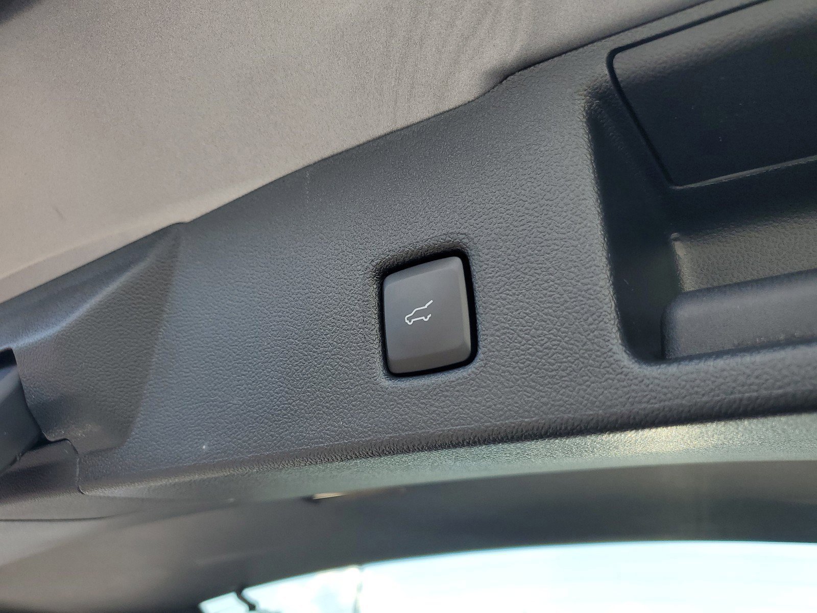 2024 Ford Escape Plug-In Hybrid photo 7