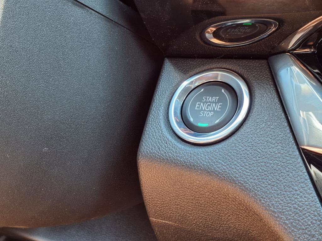 2025 Buick Envista ST photo 10