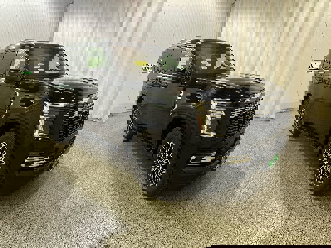 2026 Nissan Armada SL photo 3