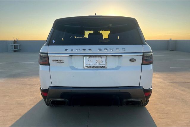 2018 Land Rover Range Rover Sport HSE photo 3