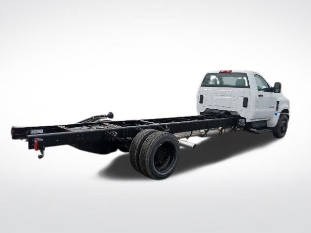 2024 Chevrolet Silverado 5500HD Work Truck photo 5