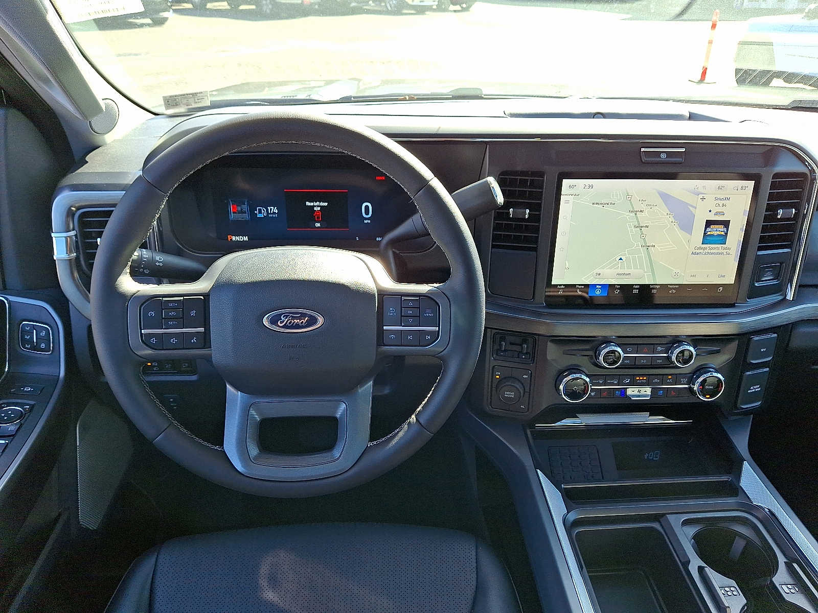 2025 Ford F-450 Lariat photo 11