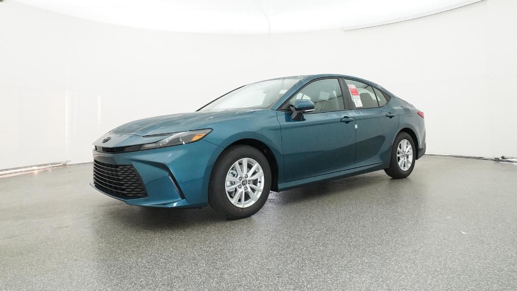 2026 Toyota Camry LE photo 6