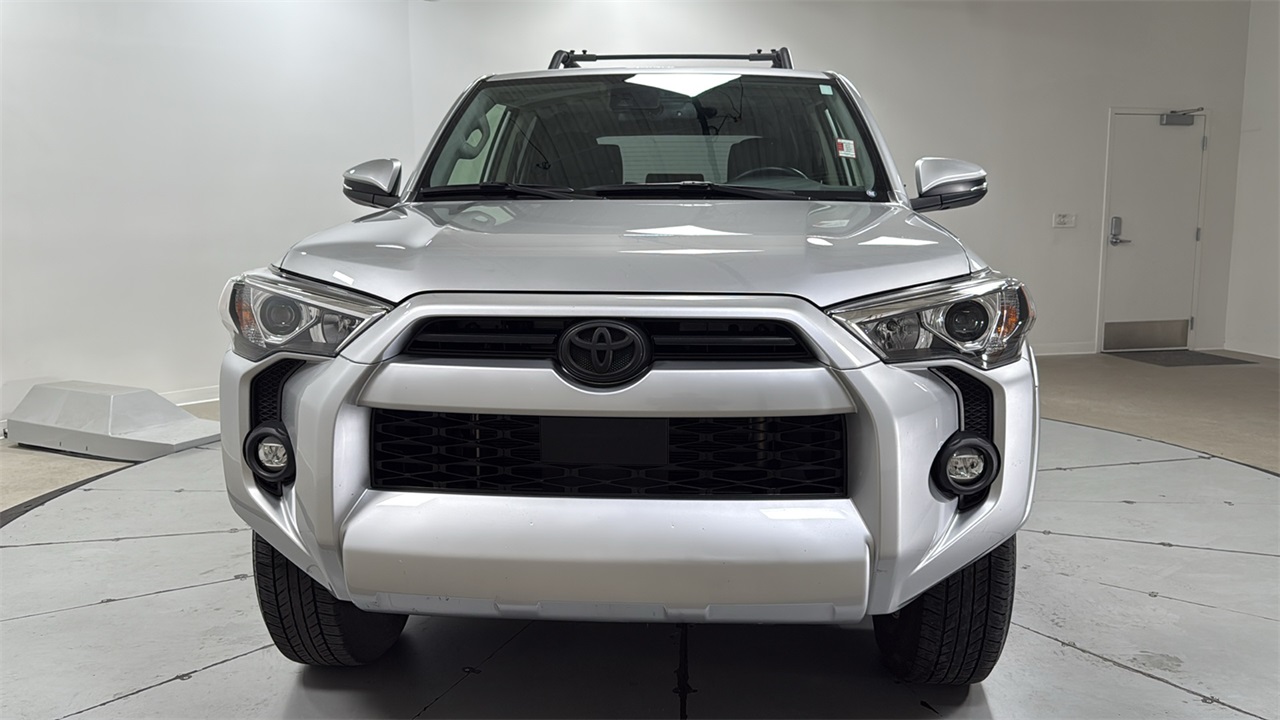 2023 Toyota 4Runner SR5 Premium photo 2