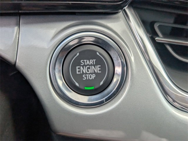 2025 Chevrolet Trax LT photo 20