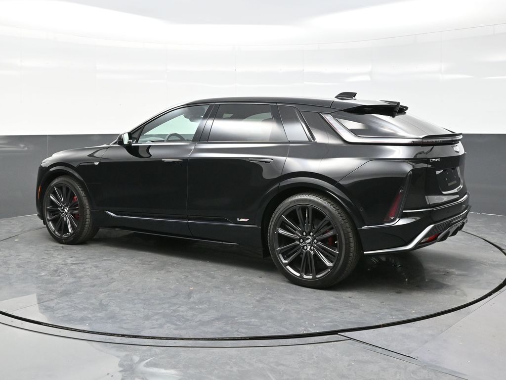 2026 Cadillac Lyriq photo 3