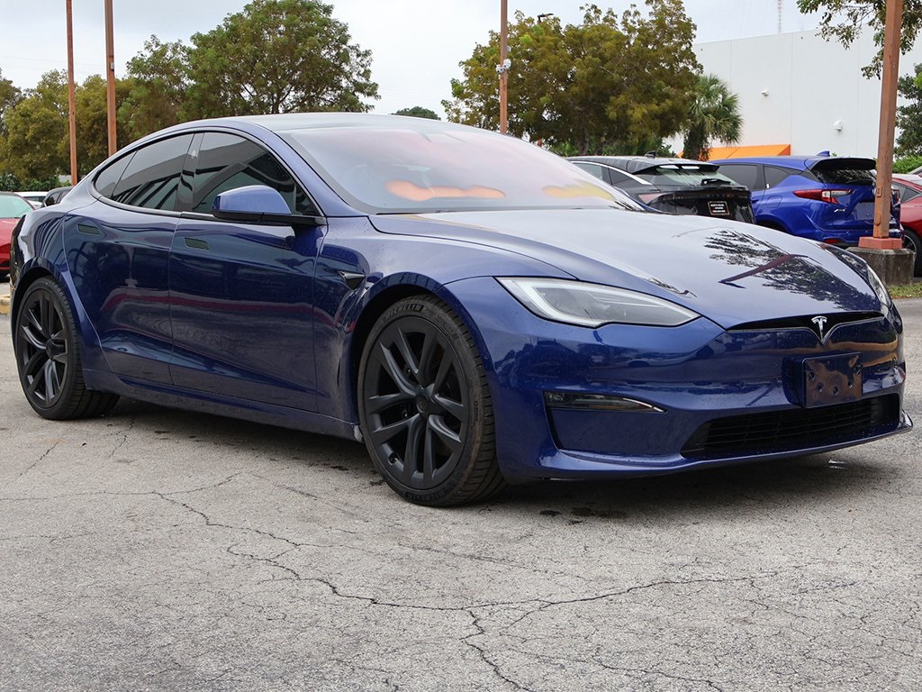 Used 2022 Tesla Model S Base with VIN 5YJSA1E57NF487576 for sale in Miami, FL