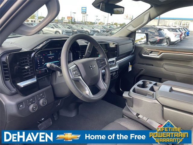 2026 Chevrolet Silverado 1500 RST photo 10