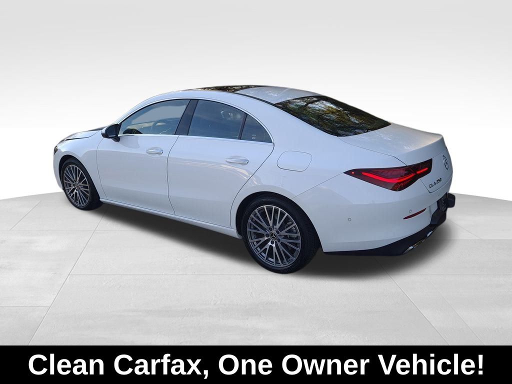 2025 Mercedes Benz CLA 250 4MATIC photo 4