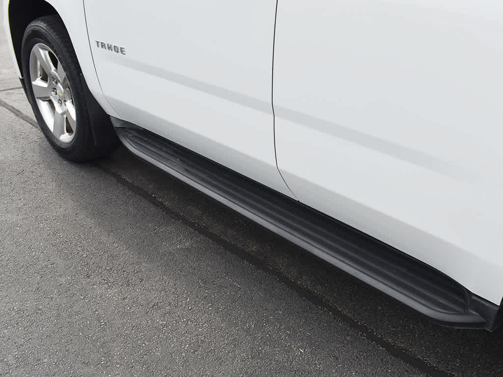 2016 Chevrolet Tahoe LT photo 11
