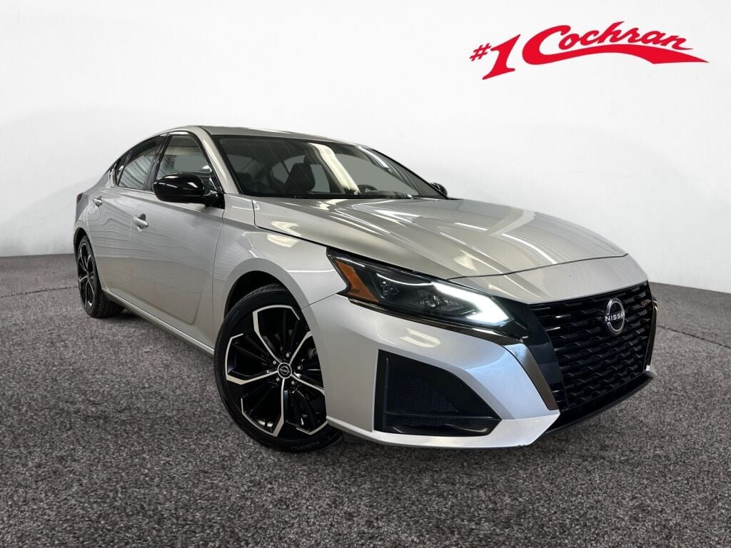 2023 Nissan Altima SR