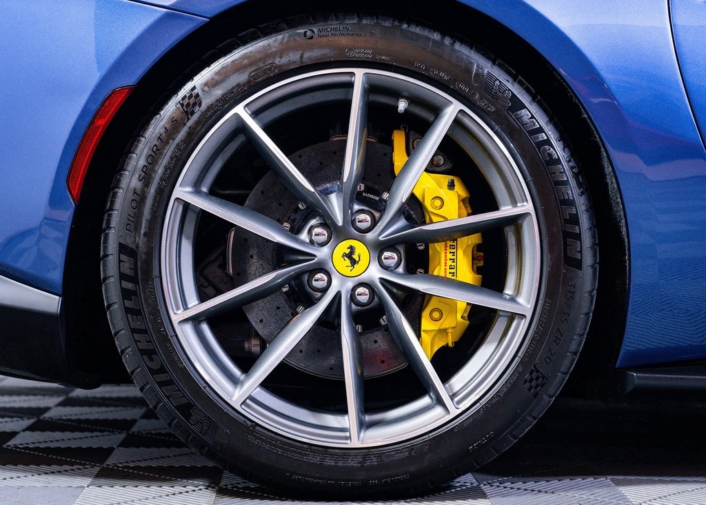 Certified Used 2021 Blu Mirabeau Ferrari Base image 11