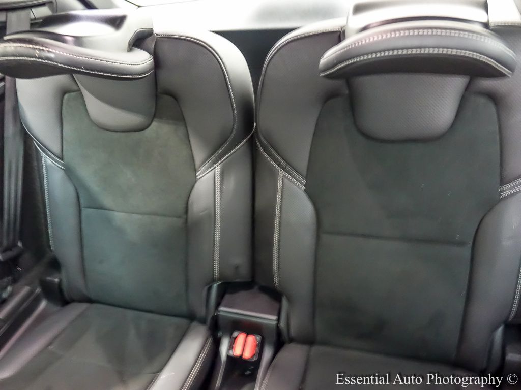 2016 Volvo XC90 T6 R-Design photo 12
