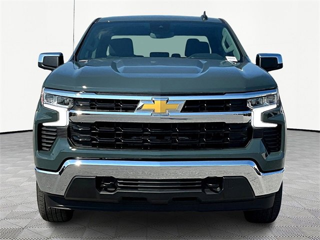 2025 Chevrolet Silverado 1500 LT photo 2
