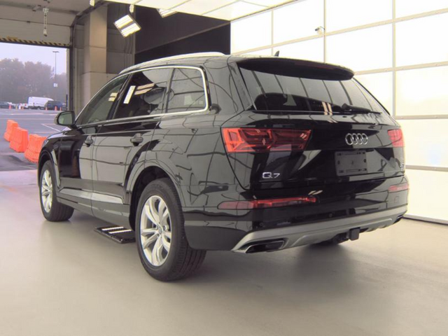 2018 Audi Q7 3.0T Premium Plus photo 3