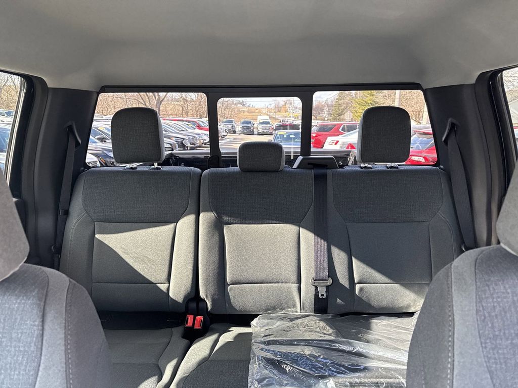 2025 Ford F-150 XLT photo 22