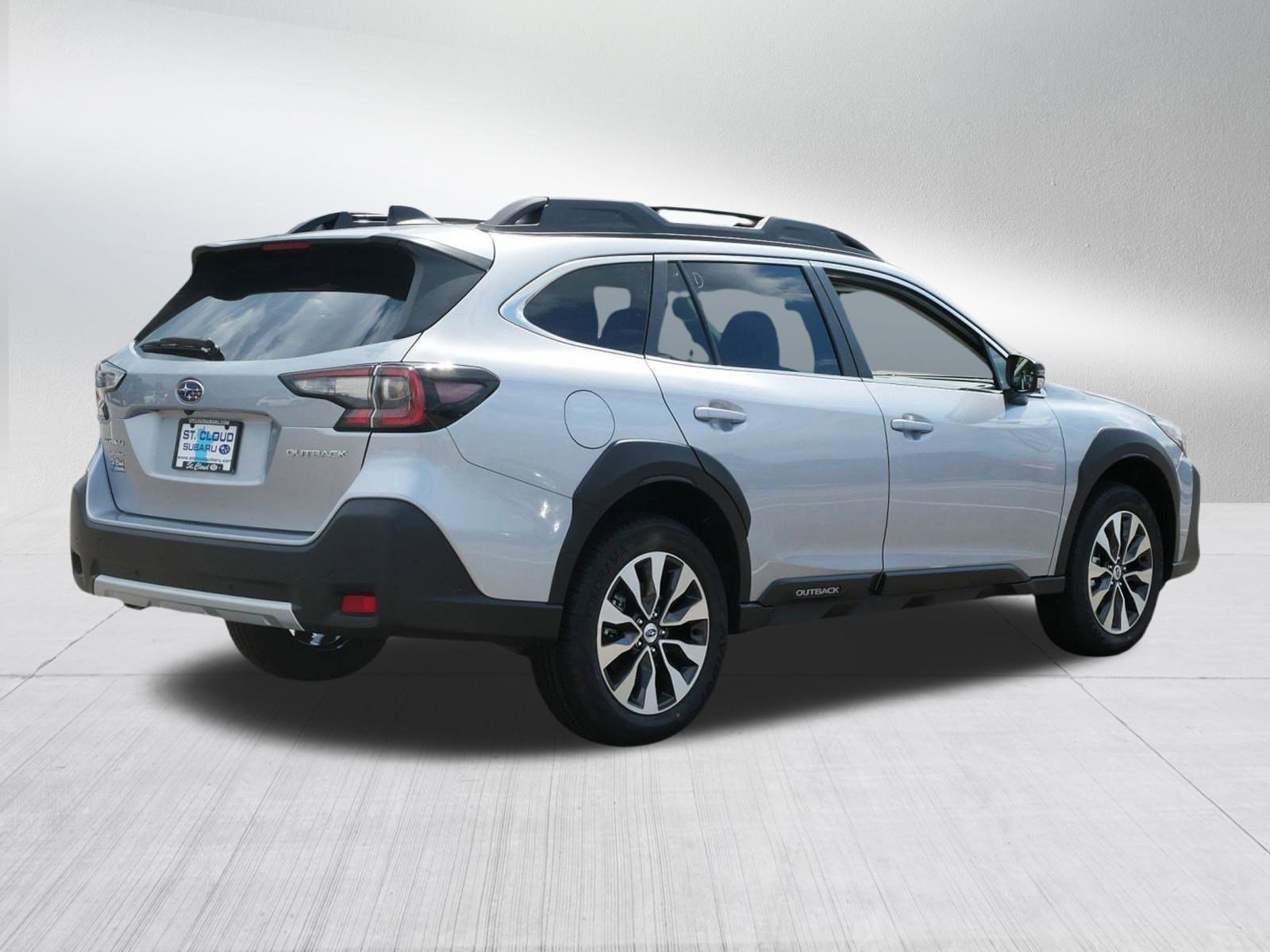 2025 Subaru Outback Limited photo 4