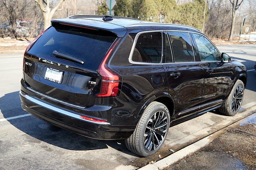 2026 VOLVO XC90 - Image 8