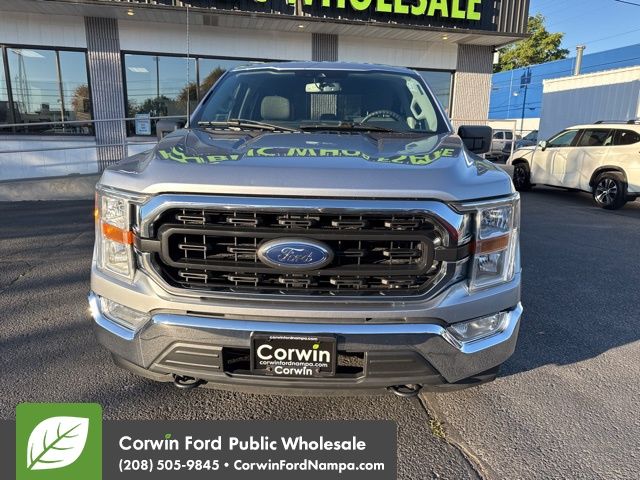 2021 Ford F-150 XLT photo 2