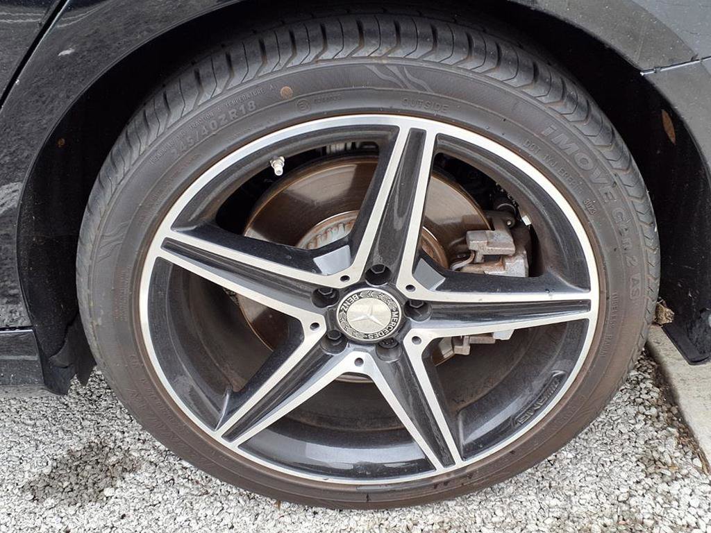 2018 Mercedes Benz C 43 AMG 4MATIC photo 3