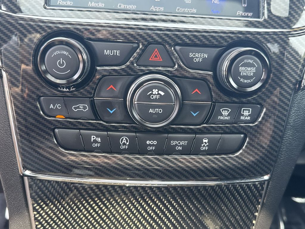 2019 Jeep Grand Cherokee Limited photo 15