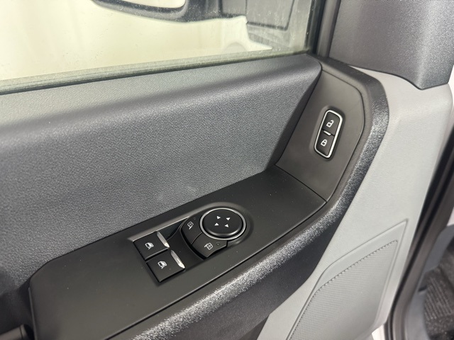 2025 Ford F-550 photo 10