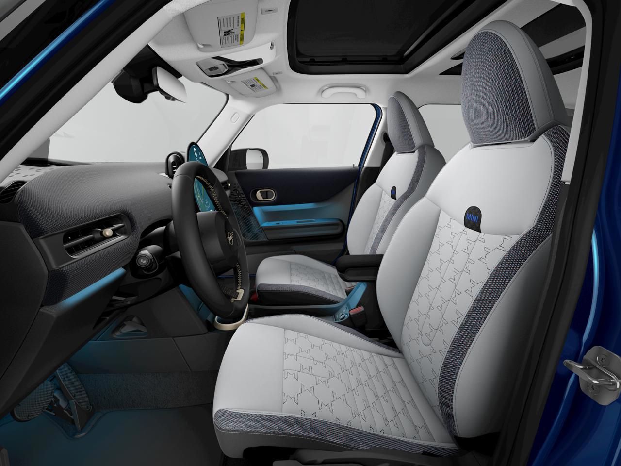 2026 Mini Cooper Hardtop 4 Door Signature photo 3