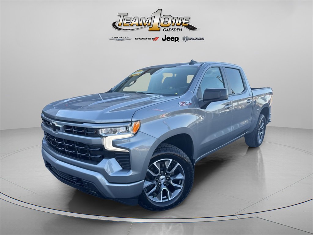 2023 Chevrolet Silverado 1500 RST photo 2
