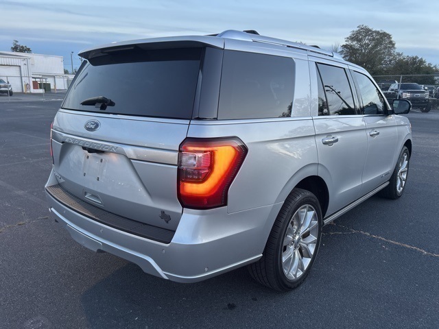 2019 Ford Expedition Platinum photo 3