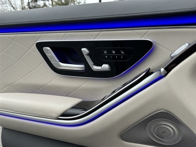 2024 Mercedes Benz S 580e 4MATIC photo 8