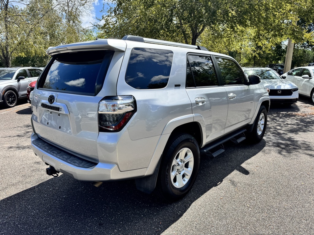 2021 Toyota 4Runner SR5 Premium photo 4