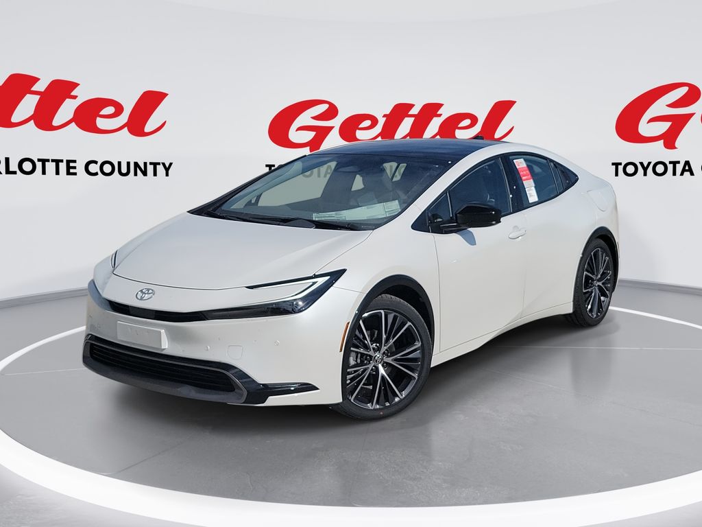 2026 Toyota Prius XLE's photo