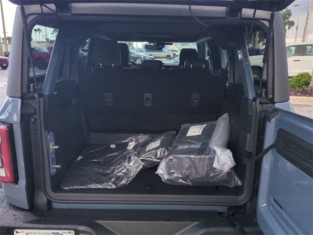 2025 Ford Bronco Outer Banks photo 12