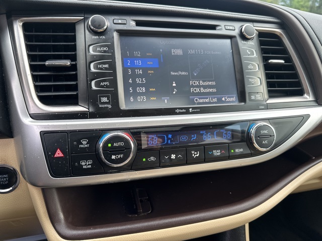 2015 Toyota Highlander Limited photo 15
