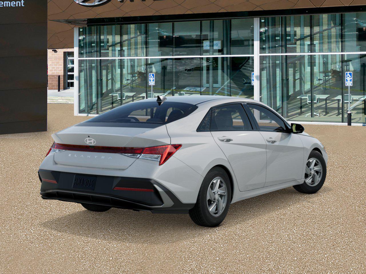 2025 Hyundai Elantra SE photo 3