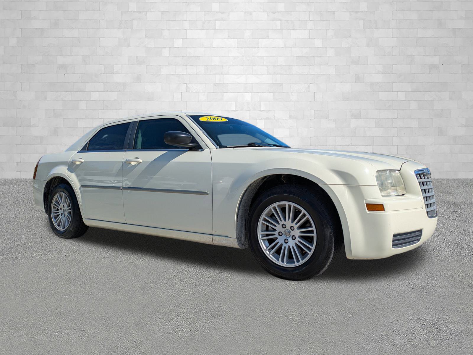 2009 Chrysler 300 LX's photo