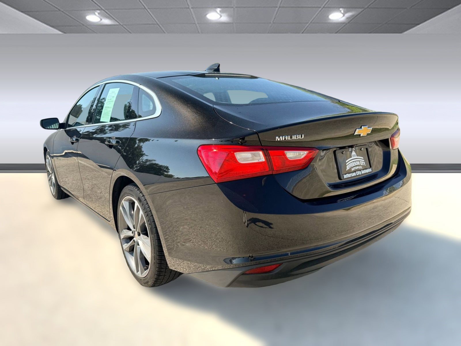 2023 Chevrolet Malibu 1LT photo 3