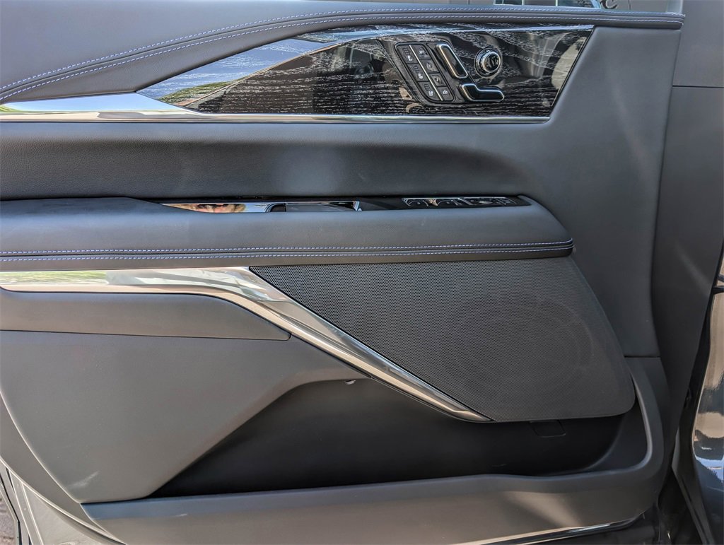 2026 Cadillac Escalade Sport photo 24