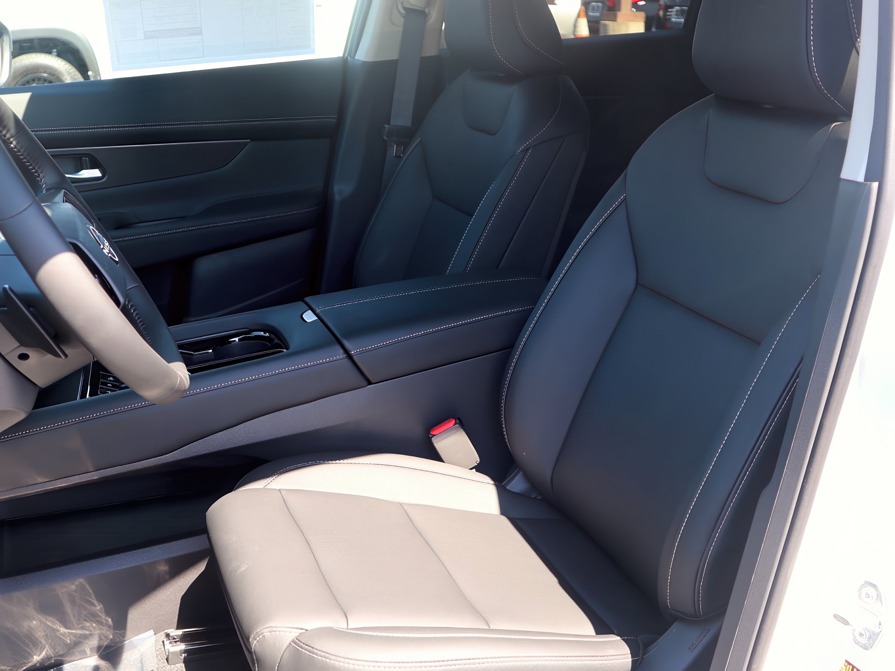 2025 Nissan Murano SV photo 11