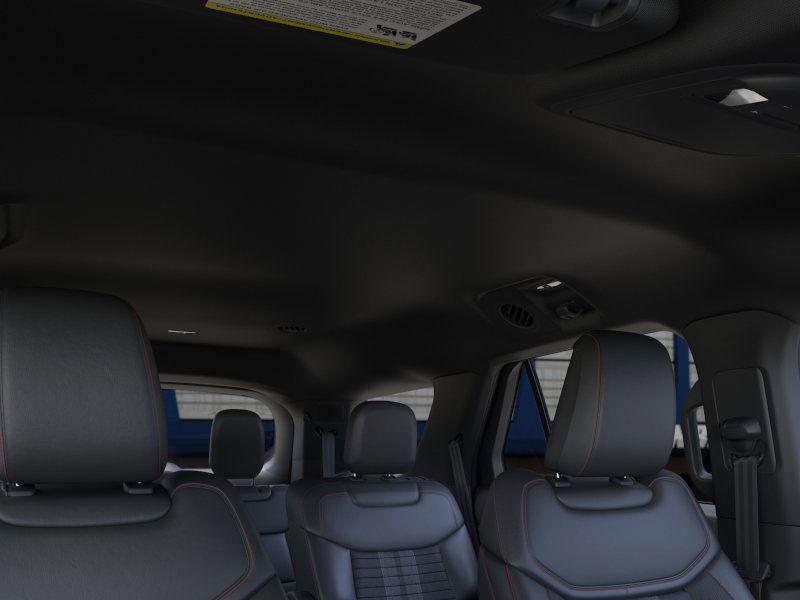 2025 Ford Explorer ST-Line photo 14