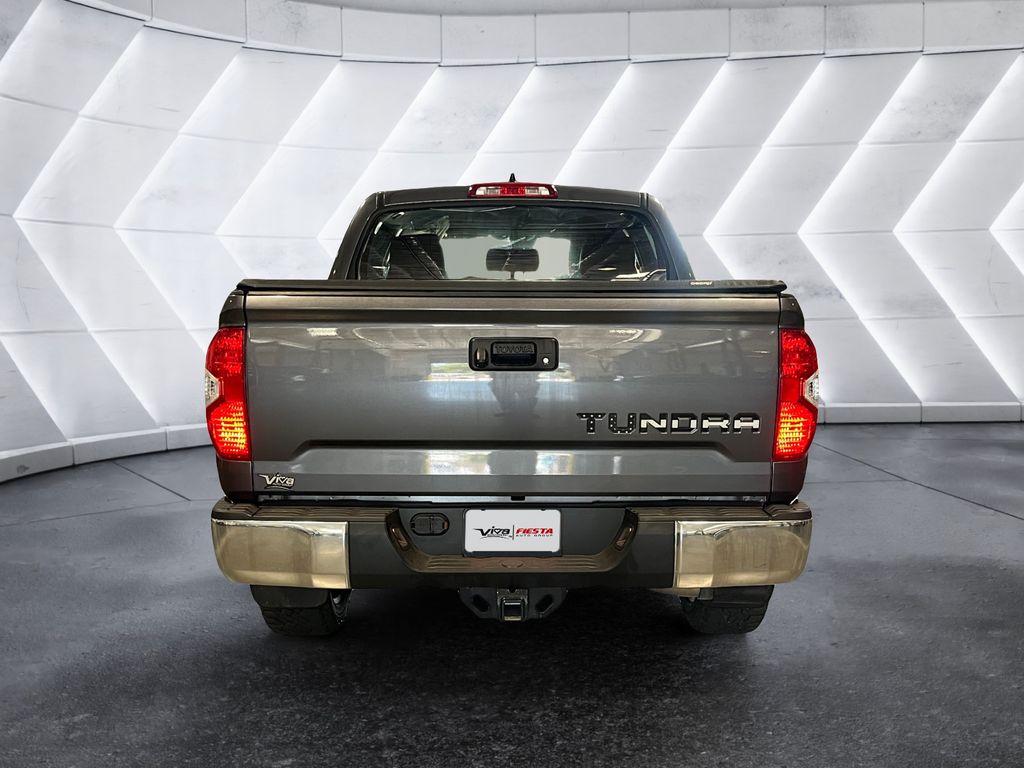 2021 Toyota Tundra SR5 CrewMax photo 3