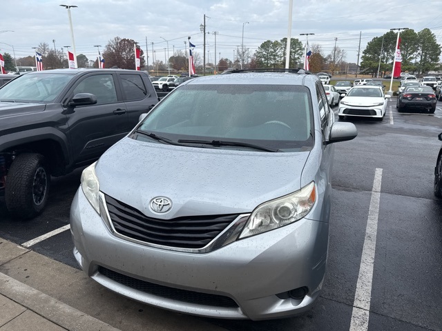 Used 2013 Toyota Sienna LE with VIN 5TDKK3DC4DS389320 for sale in Decatur, AL