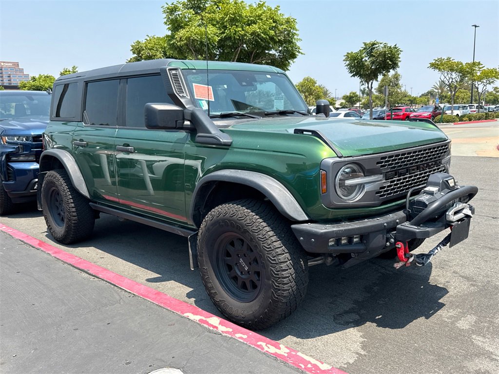2022 Ford Bronco Base photo 5