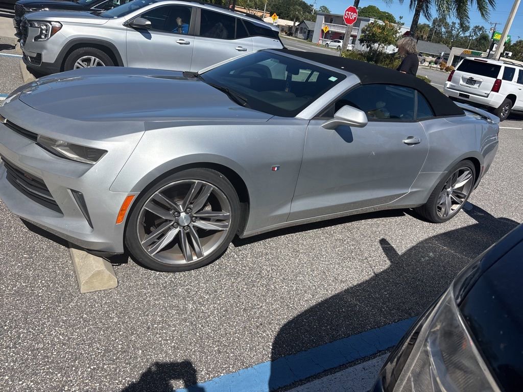 2018 Chevrolet Camaro 1LS 1LT photo 2