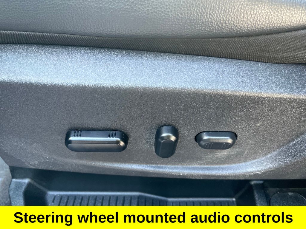 2019 Ford Escape Titanium photo 12