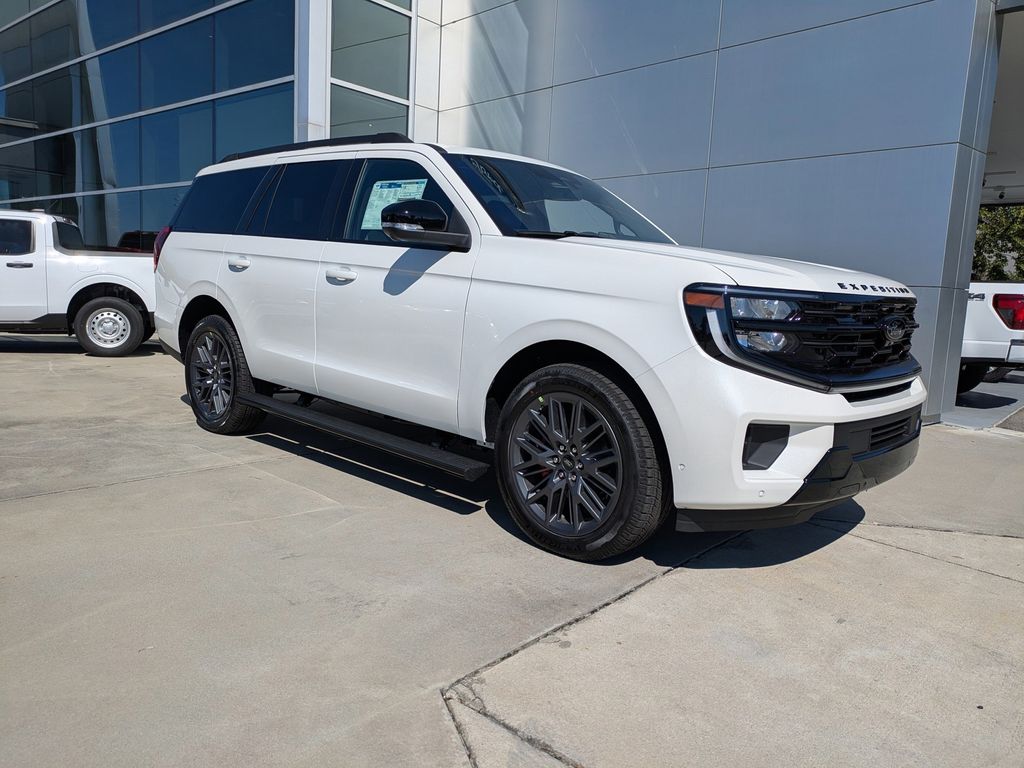 2025 Ford Expedition Platinum photo 2