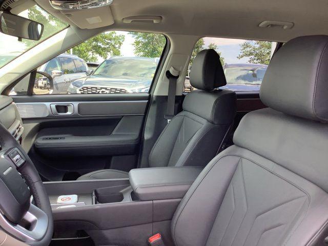 2026 Hyundai Santa Fe SEL photo 17