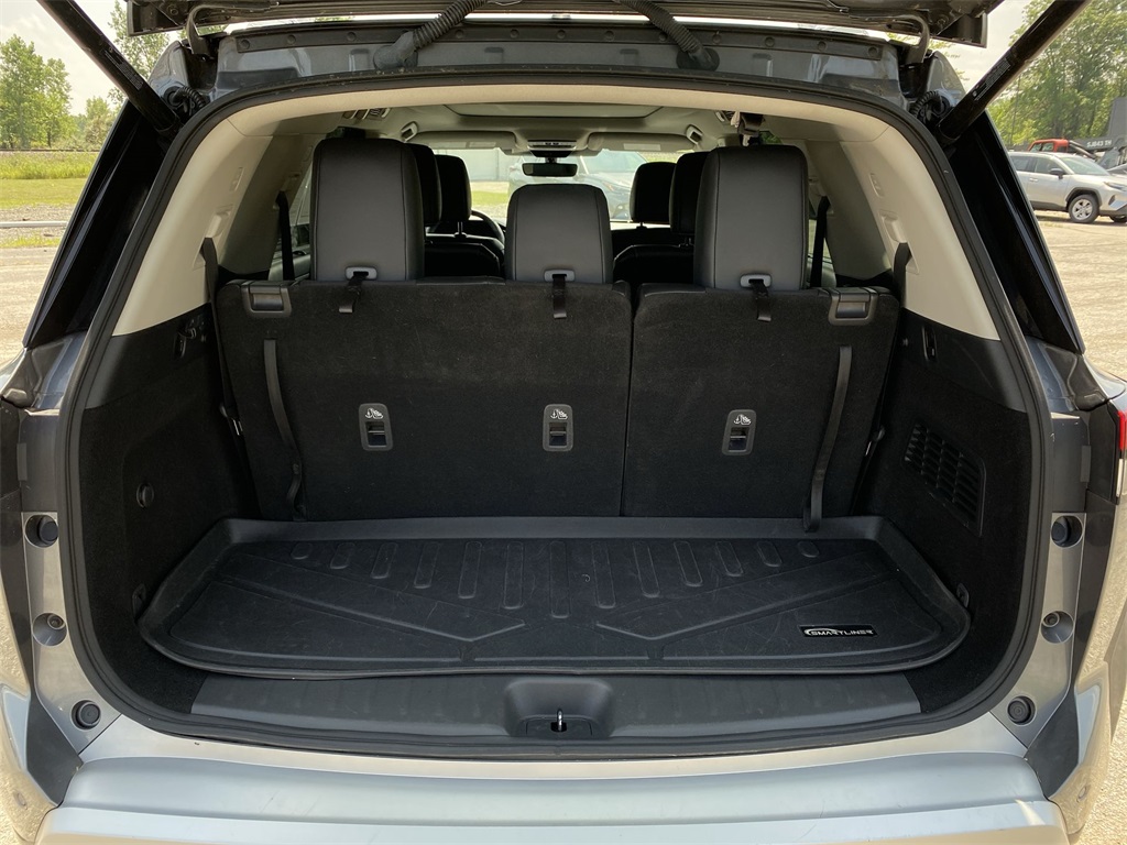 2023 Nissan Pathfinder SL photo 21