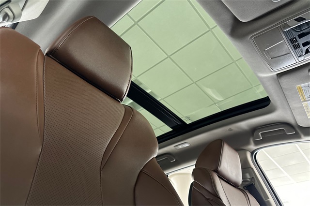 2023 Acura MDX Technology SH-AWD photo 17