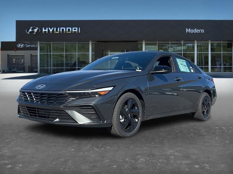 2026 Hyundai Elantra SEL's photo
